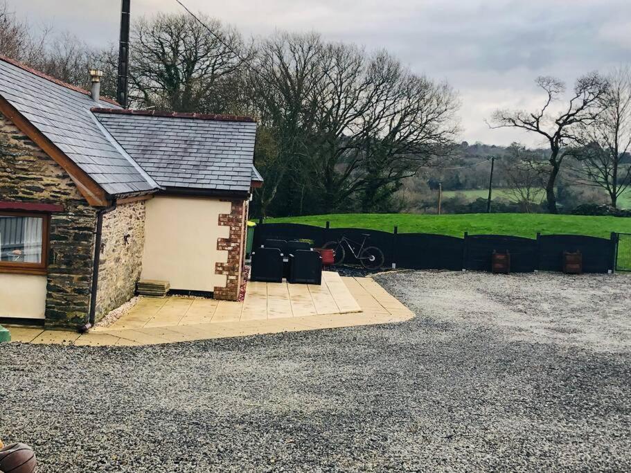 Charmante Longere Situee Au Coeur Du Finistere Le Trehou Ngoại thất bức ảnh